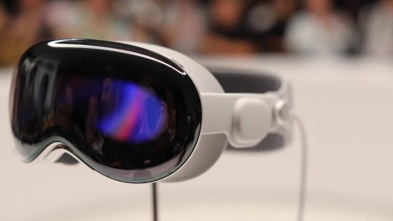Eksekutif Apple Vision Pro dilaporkan berangkat ke OpenAI